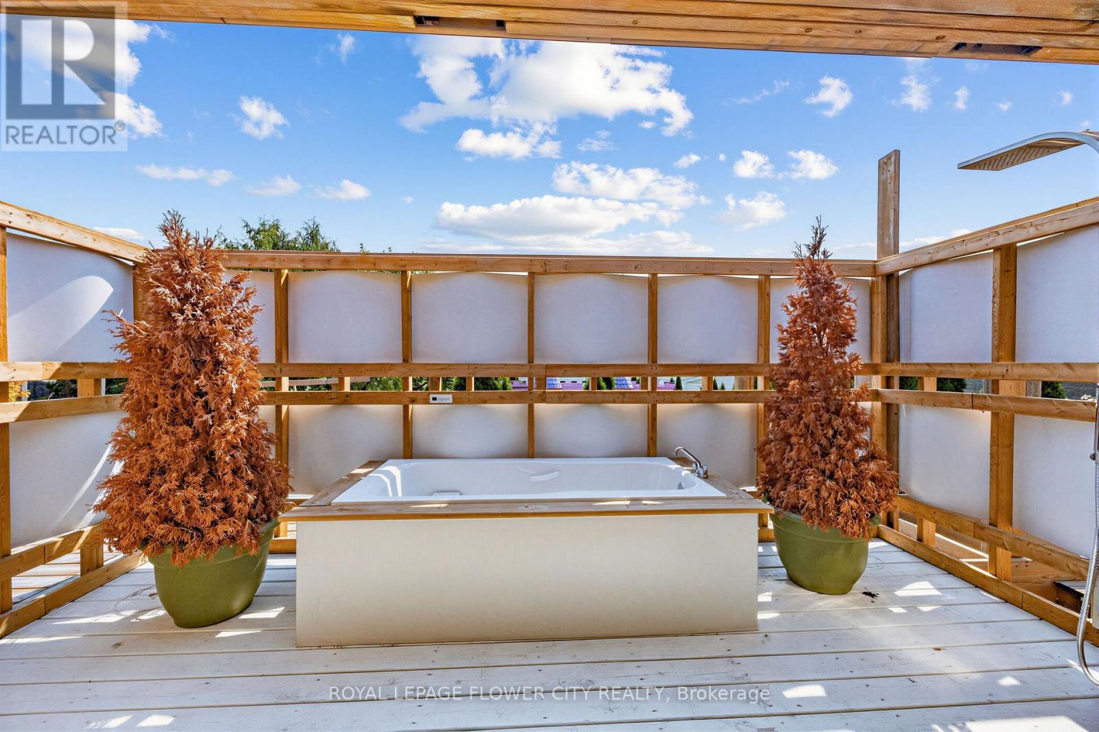 79 Kimberly Drive, Hamilton, ON - Outdoor