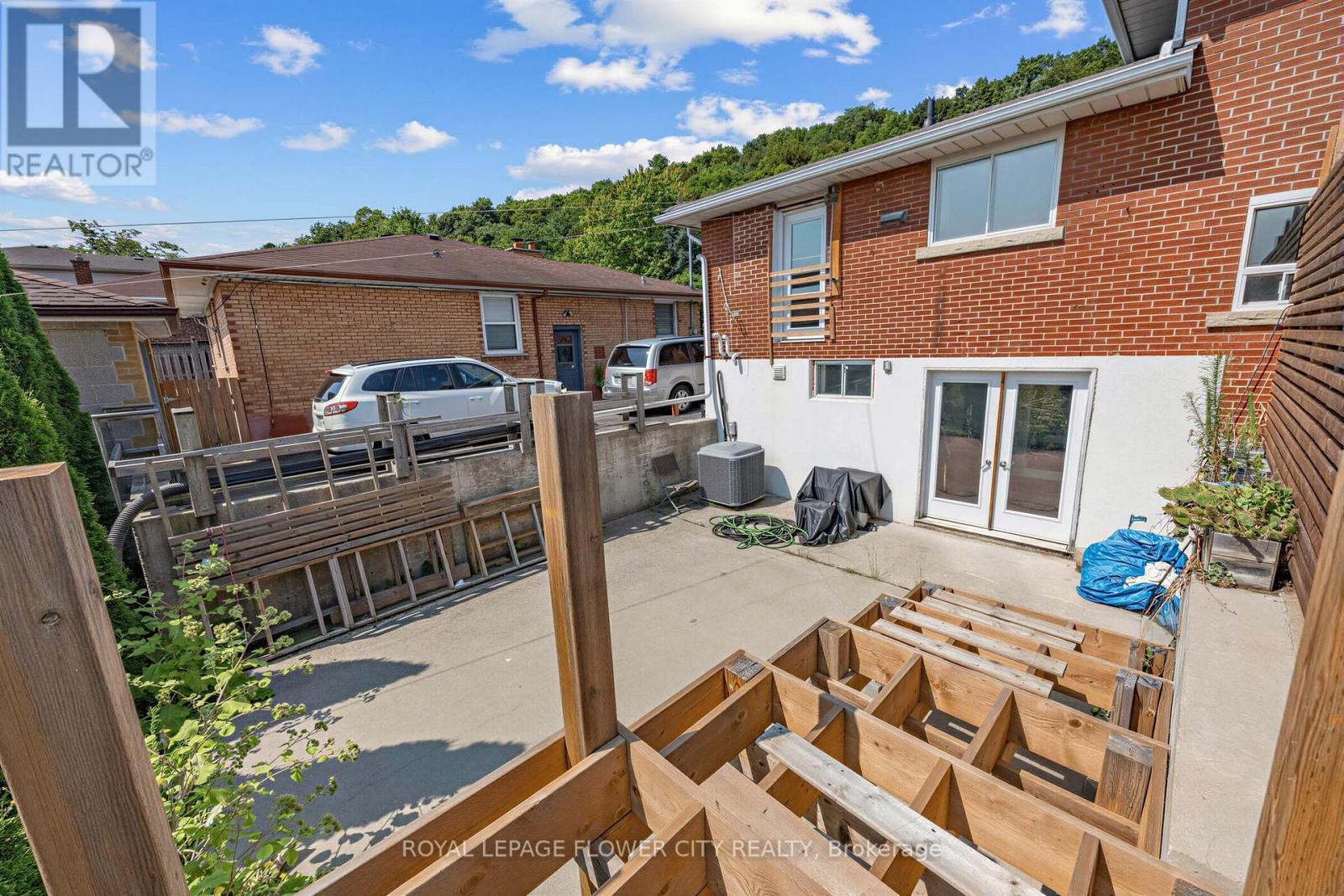 79 Kimberly Drive, Hamilton, ON - Outdoor With Exterior