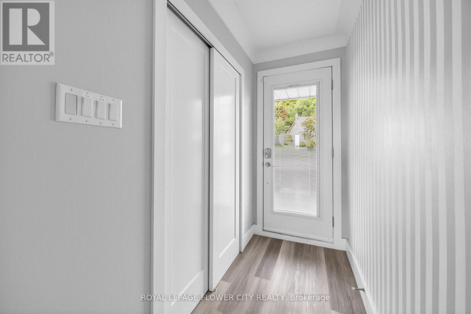 79 Kimberly Drive, Hamilton, ON - Indoor Photo Showing Other Room