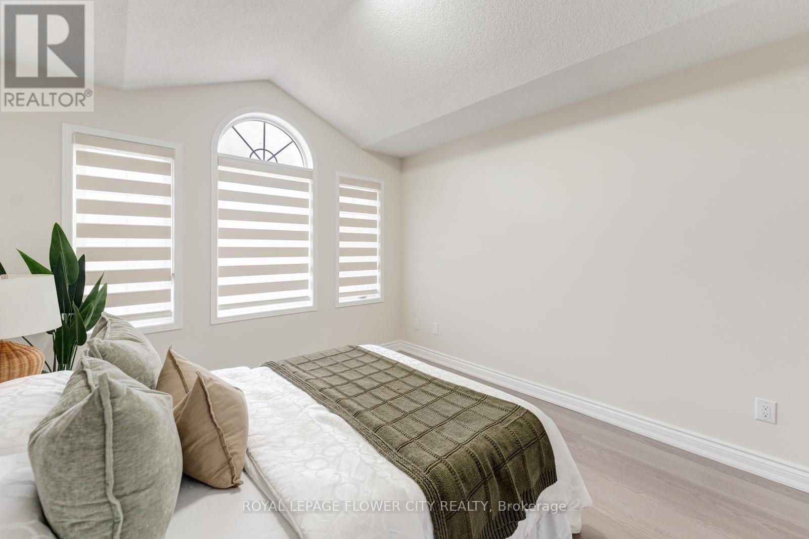 7 Penbridge Circle, Brampton, ON - Indoor Photo Showing Bedroom