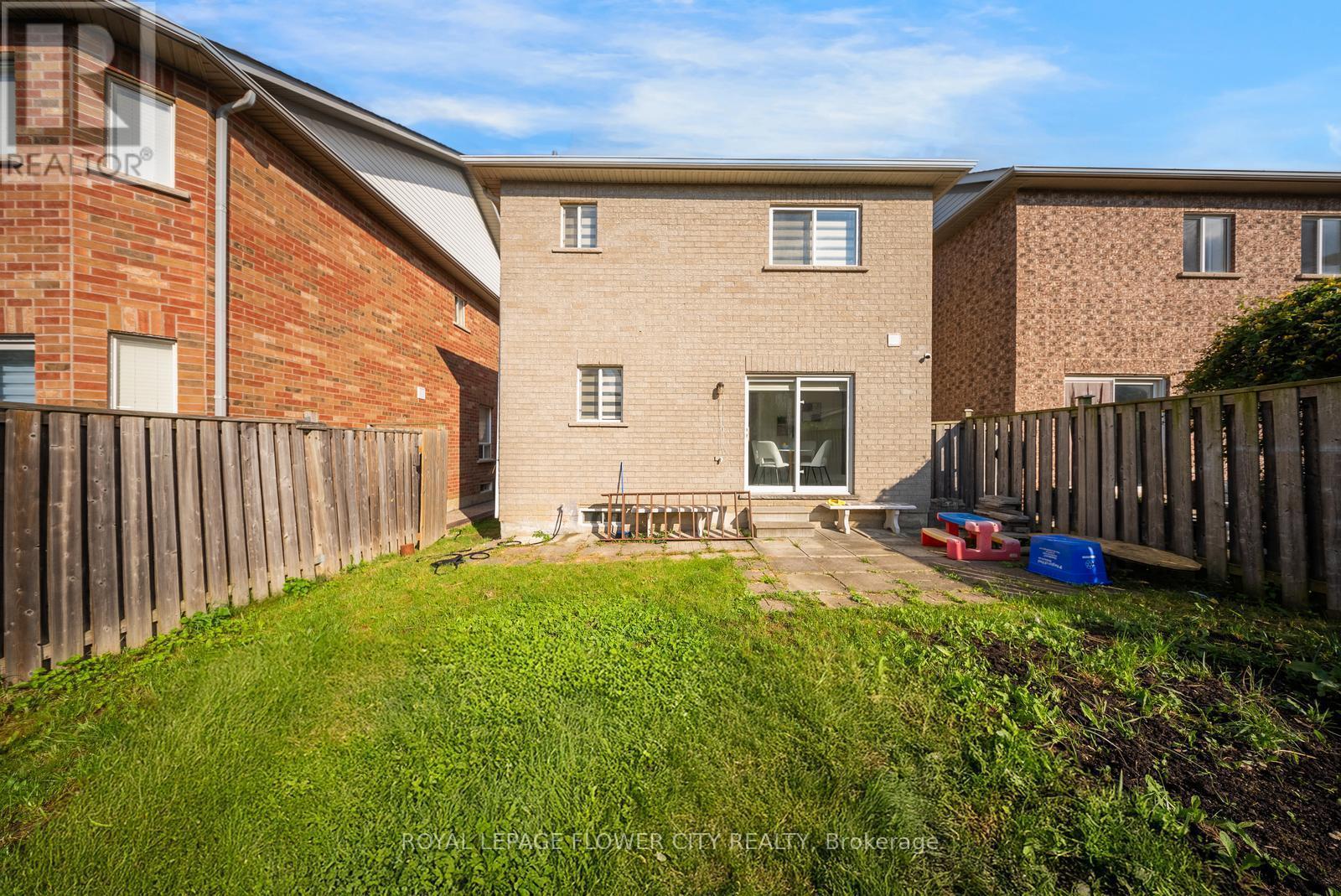 7 Penbridge Circle, Brampton, ON - Outdoor With Exterior