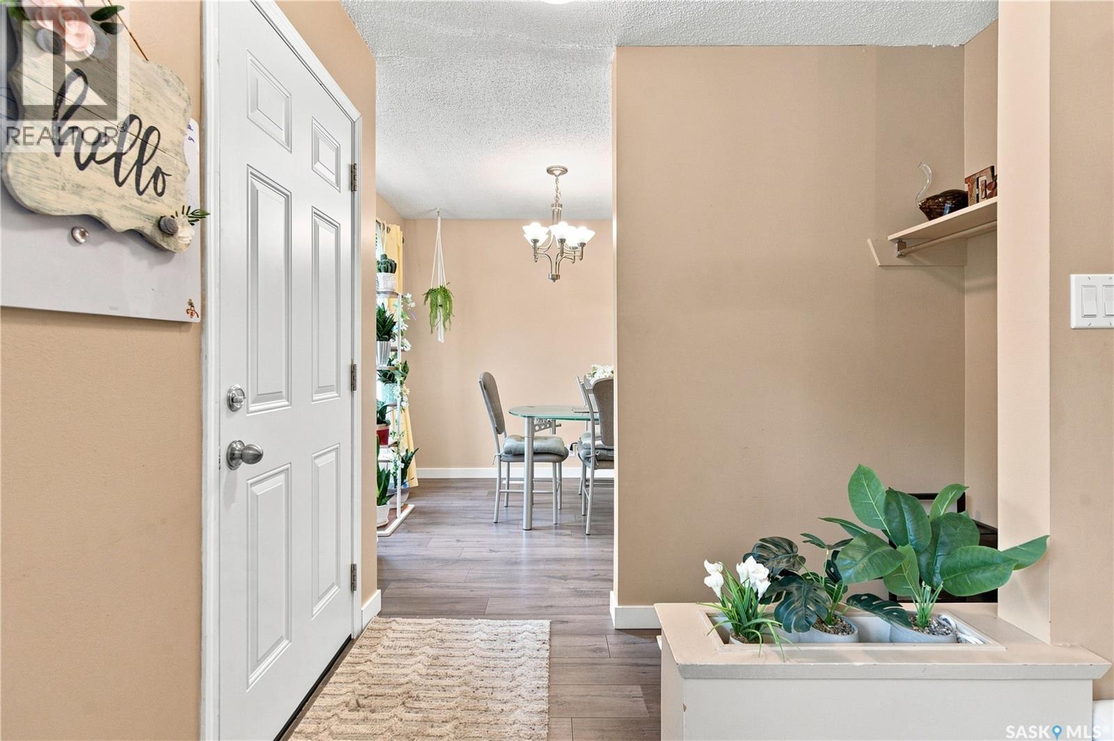 80 Spence Street, Regina, SK - Indoor Photo Showing Other Room