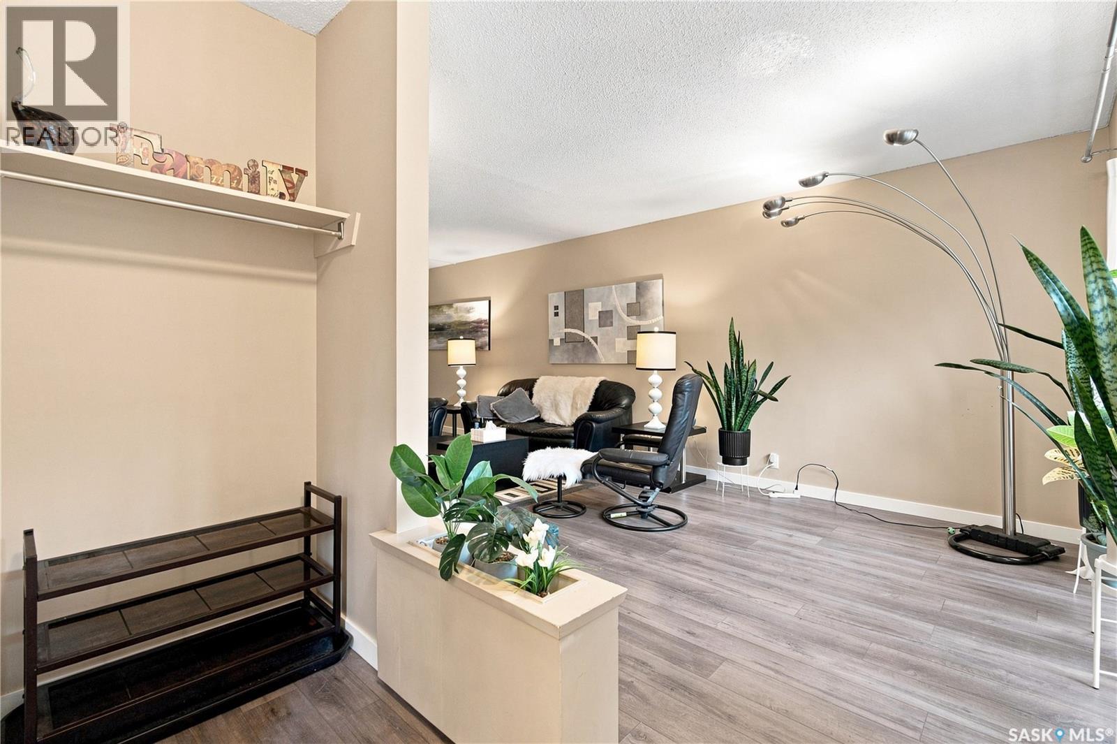 80 Spence Street, Regina, SK - Indoor Photo Showing Gym Room