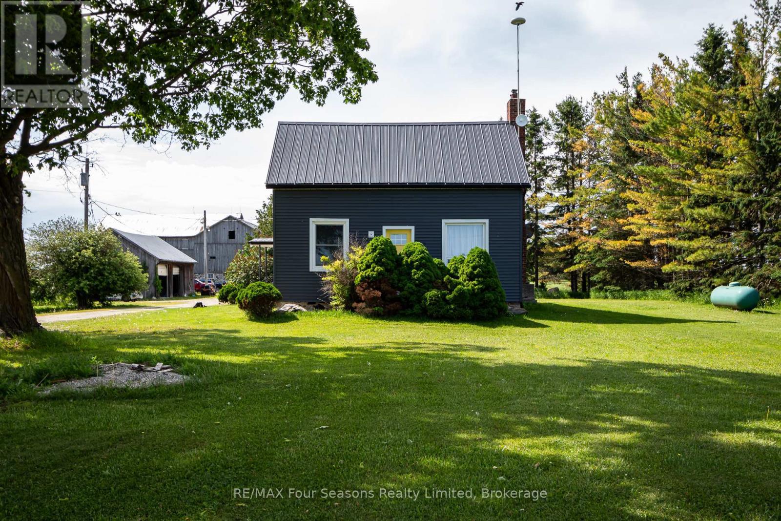 5803 26 Highway, Clearview, ON - Outdoor