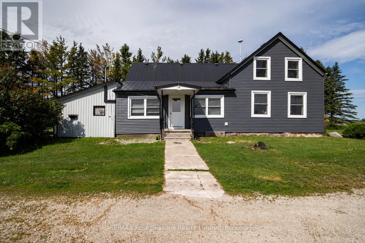 5803 26 Highway, Clearview, ON - Outdoor