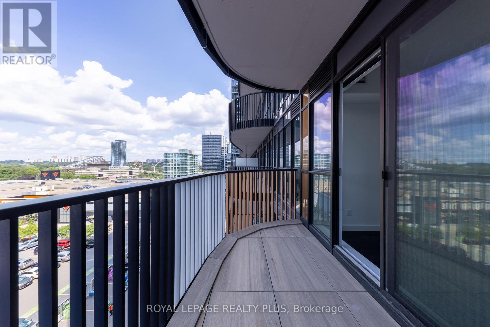662 - 68 Esther Shiner Boulevard, Toronto, ON - Outdoor With Exterior