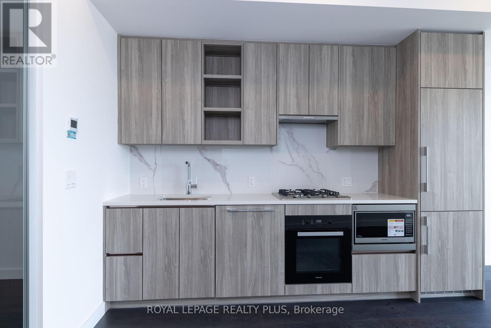 662 - 68 Esther Shiner Boulevard, Toronto, ON - Indoor Photo Showing Kitchen