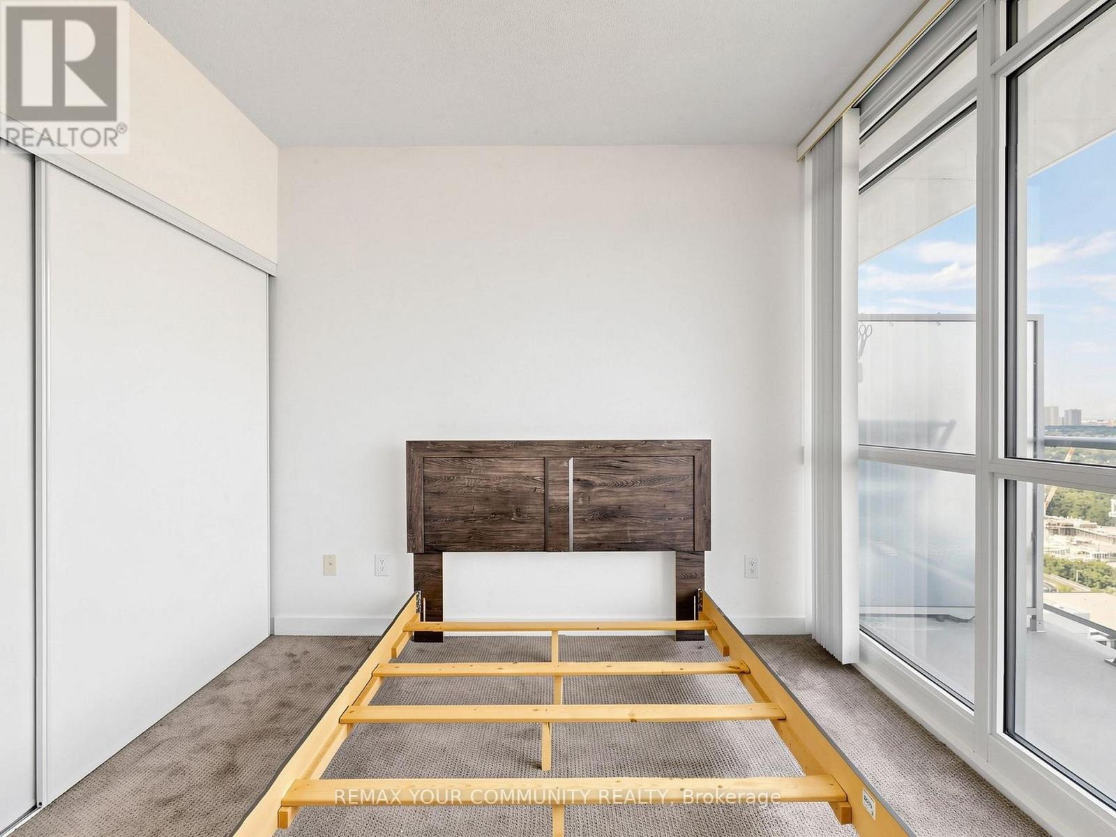3302 - 121 Mcmahon Drive, Toronto, ON - Indoor Photo Showing Other Room