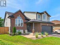 86 GOLDEN ACRES DRIVE West Lincoln, ON L0R 2A0