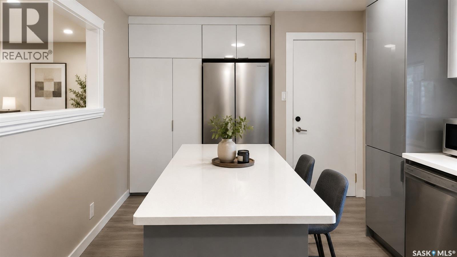 2638 Eastview, Saskatoon, SK - Indoor