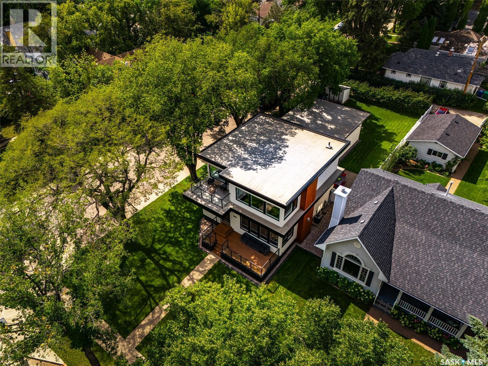 1150 Spadina Crescent E, Saskatoon, SK - Outdoor