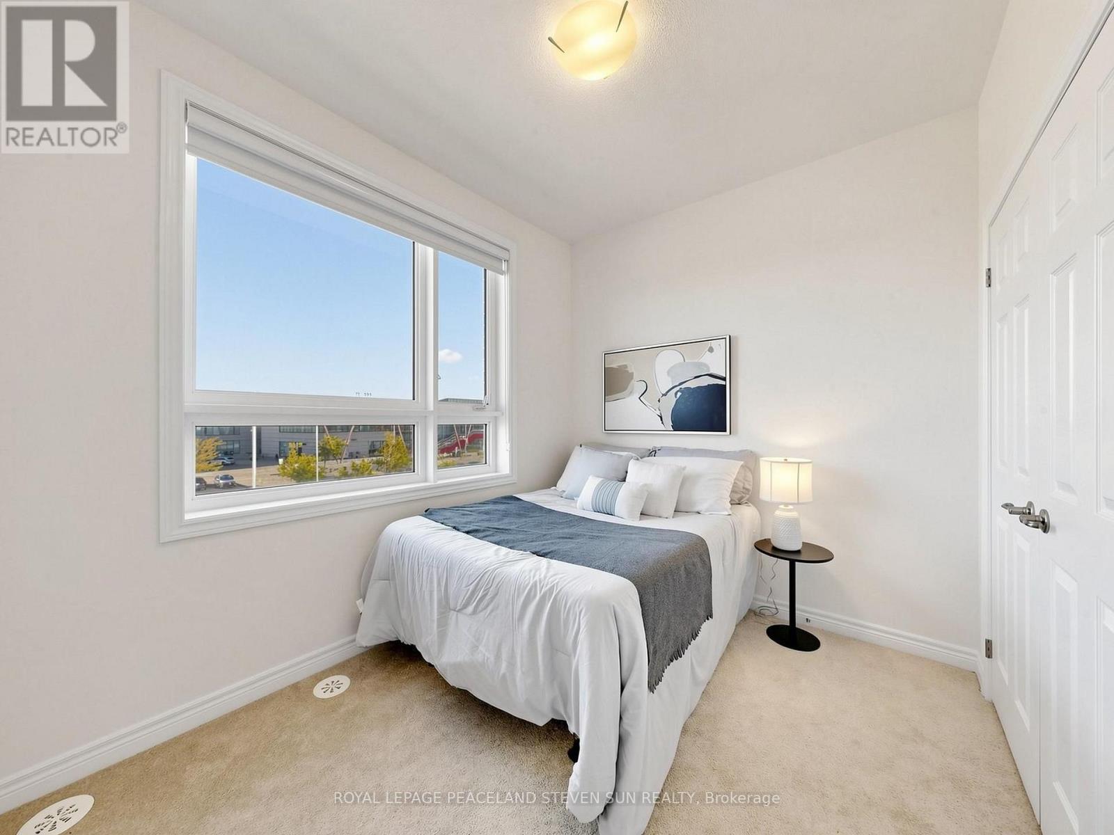 17 Mumbai Drive, Markham, ON - Indoor Photo Showing Bedroom