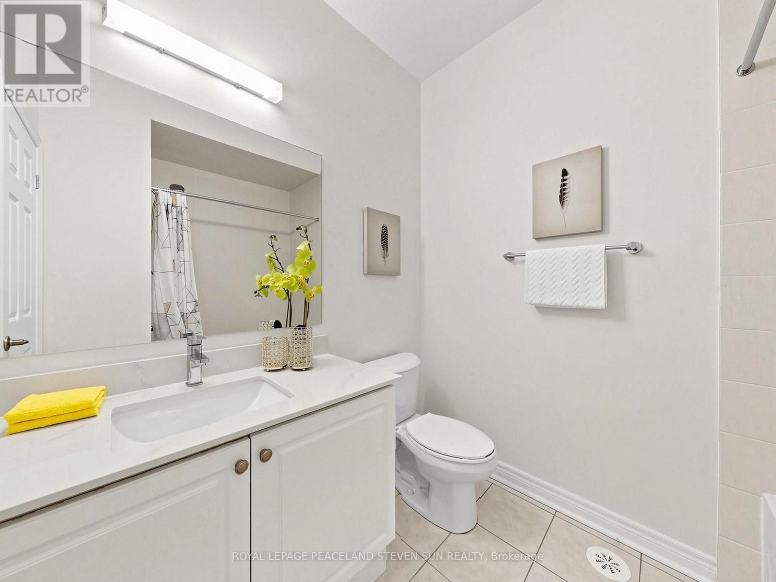 17 Mumbai Drive, Markham, ON - Indoor Photo Showing Bathroom