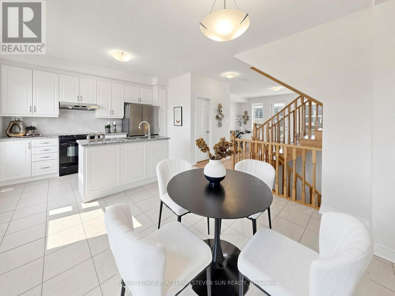 17 Mumbai Drive, Markham, ON - Indoor