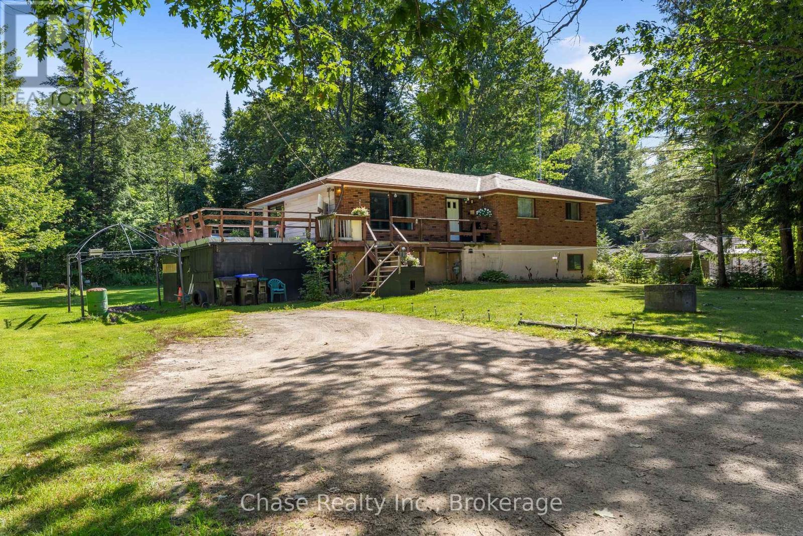 655 Tiny Beaches Road N, Tiny, ON - Outdoor
