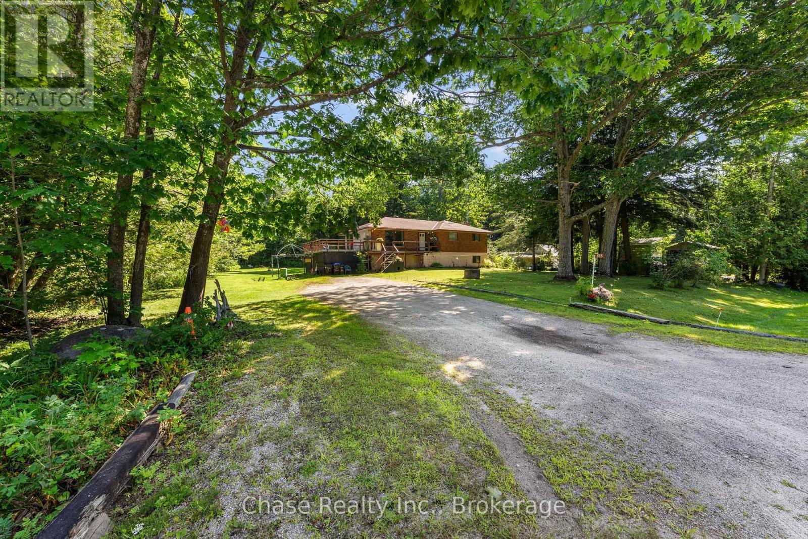655 Tiny Beaches Road N, Tiny, ON - Outdoor
