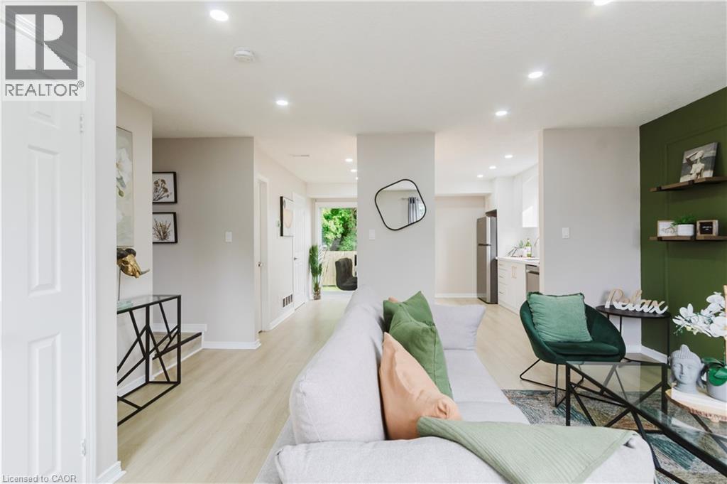 67 Kinzie Avenue, Kitchener, ON - Indoor
