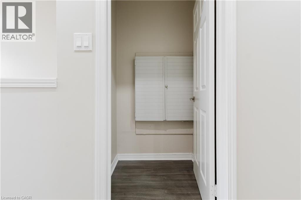 67 Kinzie Avenue, Kitchener, ON - Indoor Photo Showing Other Room