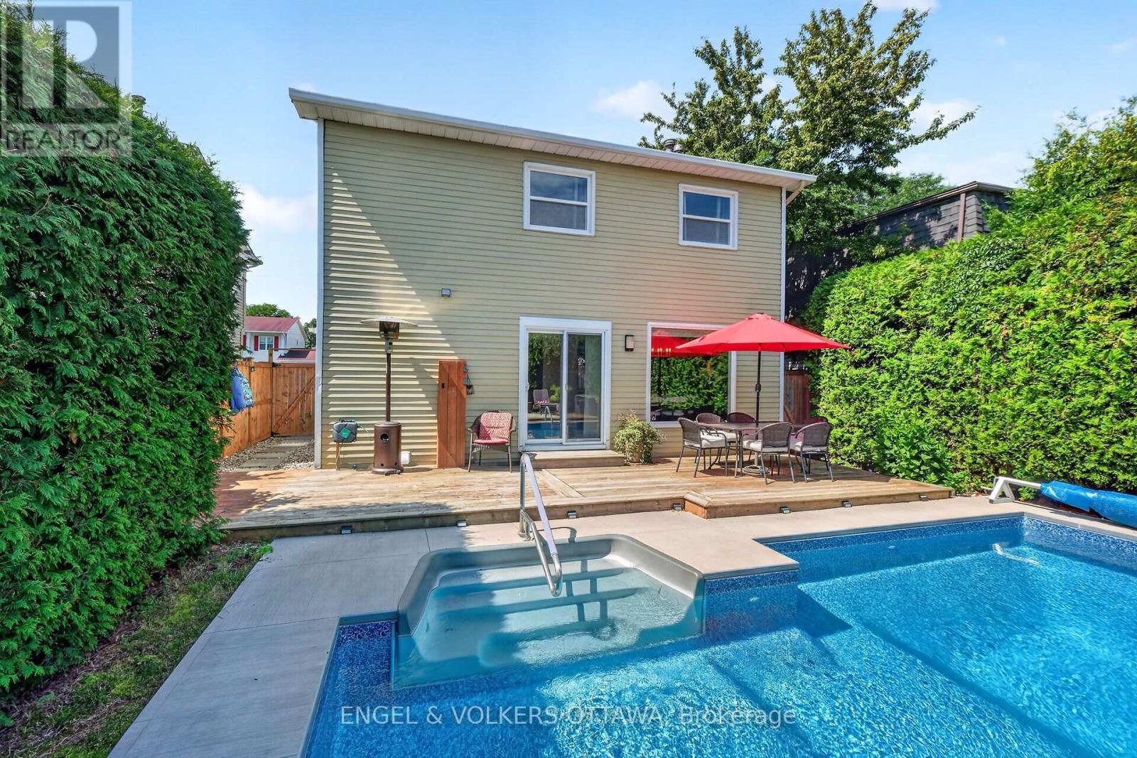1069 St Germain Crescent, Ottawa, ON - Outdoor With In Ground Pool With Deck Patio Veranda