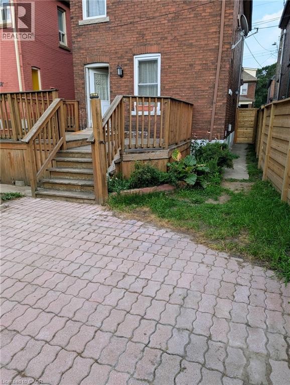 61 Barnesdale Avenue N, Hamilton, ON - Outdoor With Deck Patio Veranda With Exterior