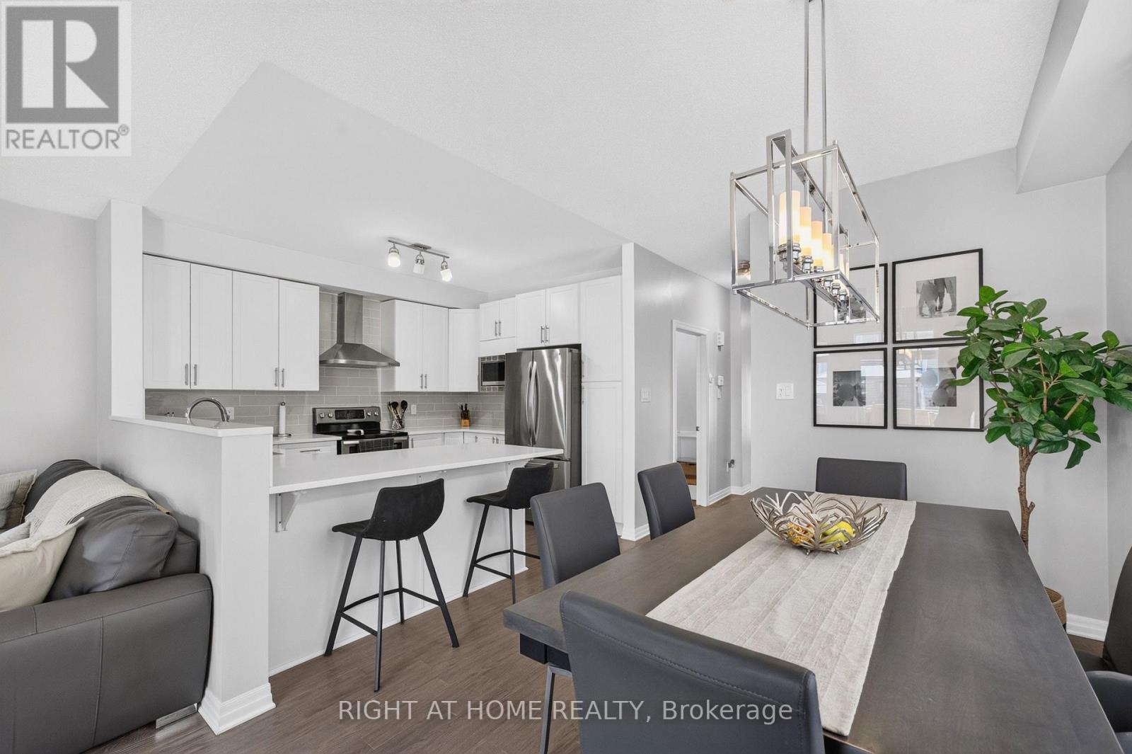 624 Spring Valley Drive, Ottawa, ON - Indoor