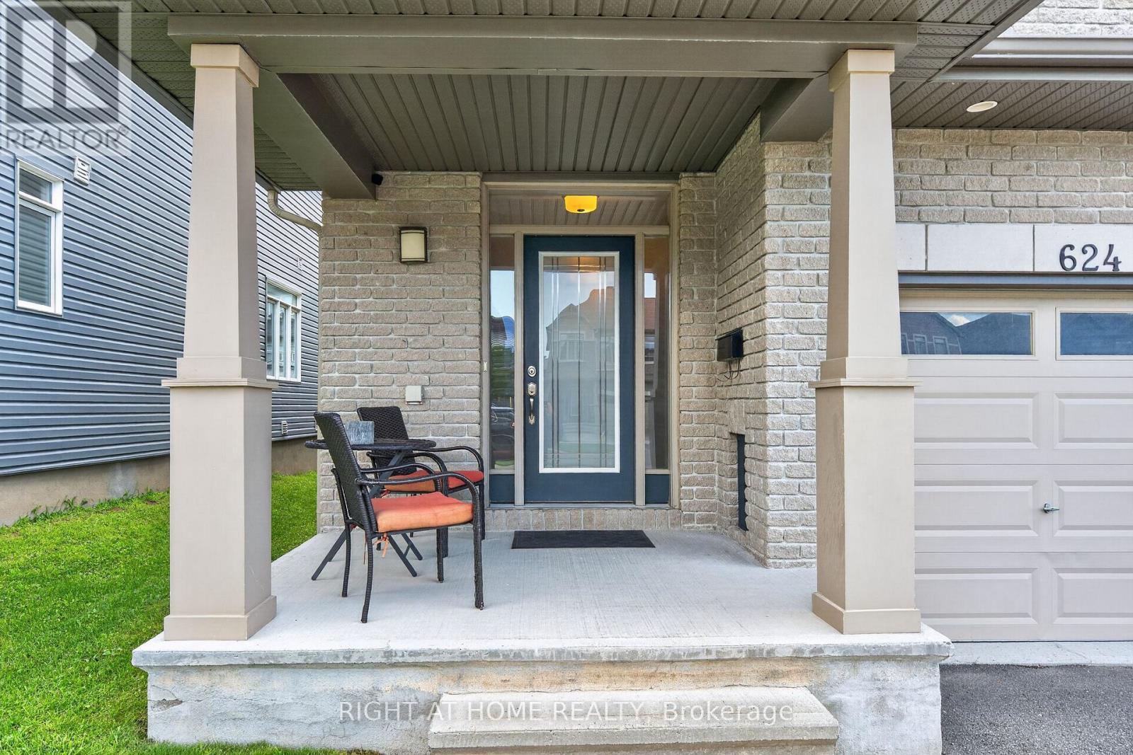 624 Spring Valley Drive, Ottawa, ON - Outdoor With Exterior