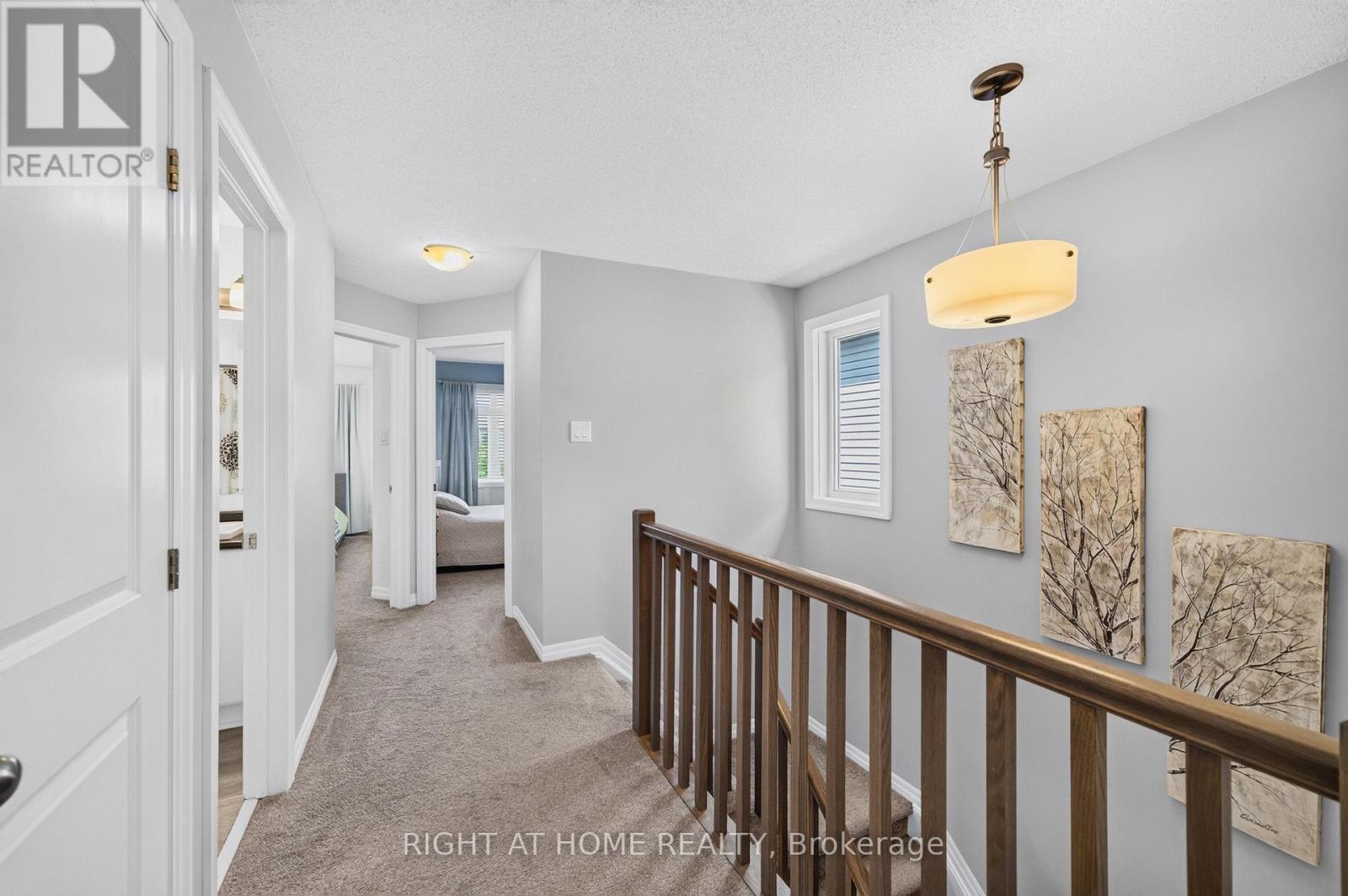624 Spring Valley Drive, Ottawa, ON - Indoor Photo Showing Other Room