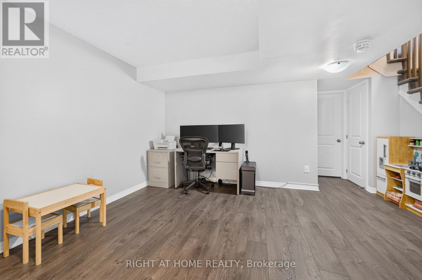 624 Spring Valley Drive, Ottawa, ON - Indoor Photo Showing Office