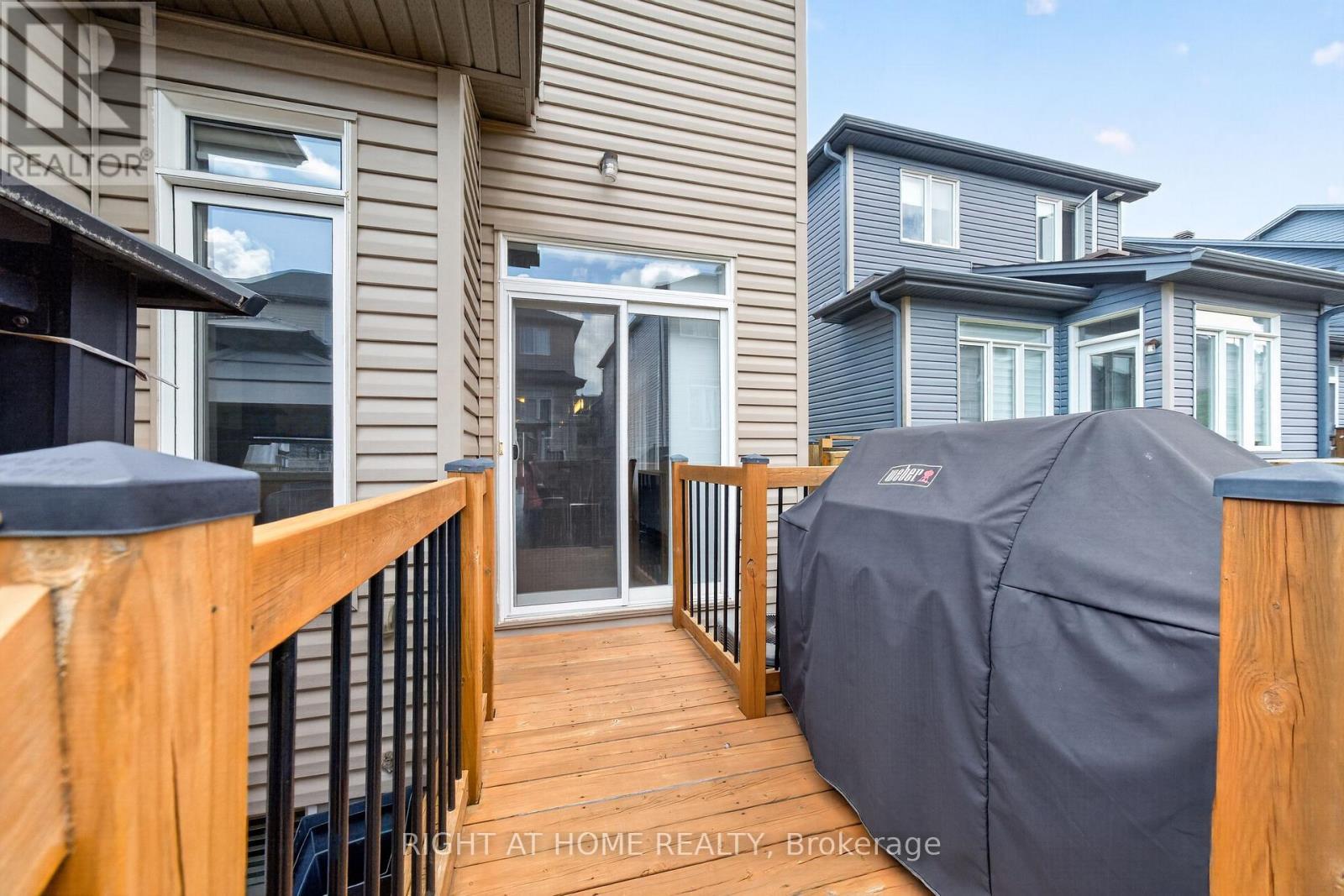 624 Spring Valley Drive, Ottawa, ON - Outdoor