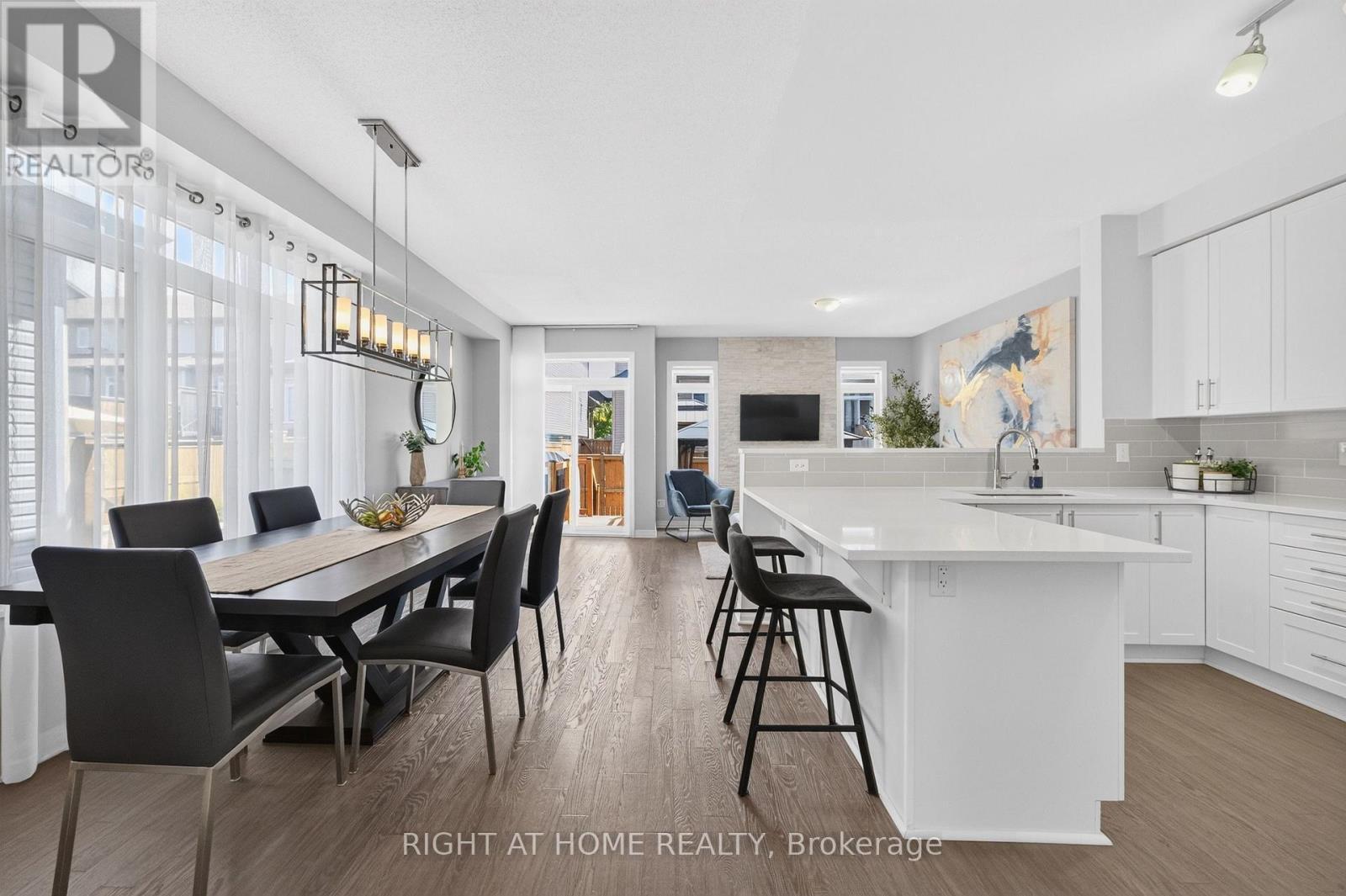 624 Spring Valley Drive, Ottawa, ON - Indoor
