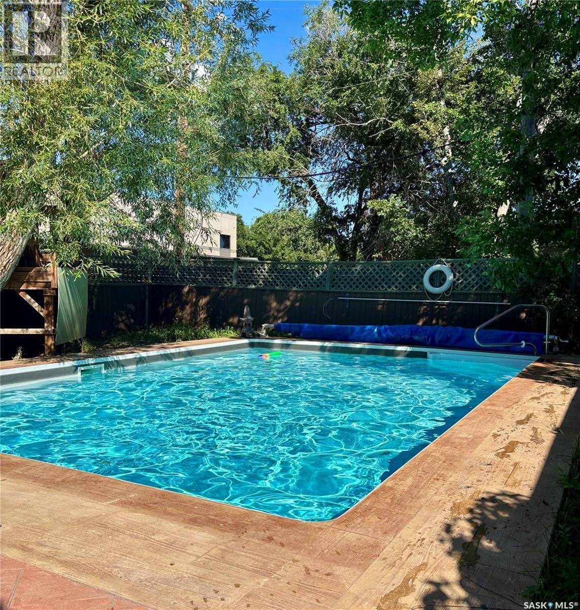 5 Bryant Street, Regina, SK - Outdoor With In Ground Pool With Backyard