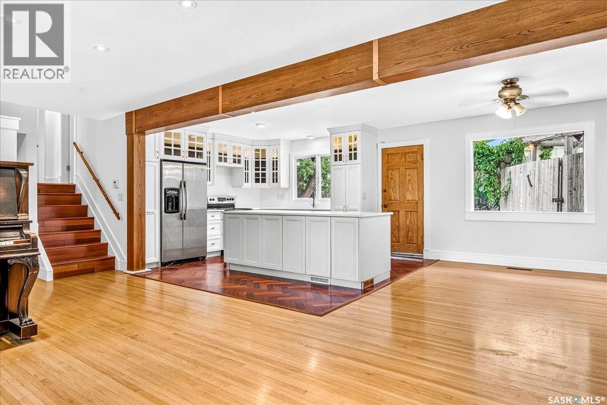 5 Bryant Street, Regina, SK - Indoor