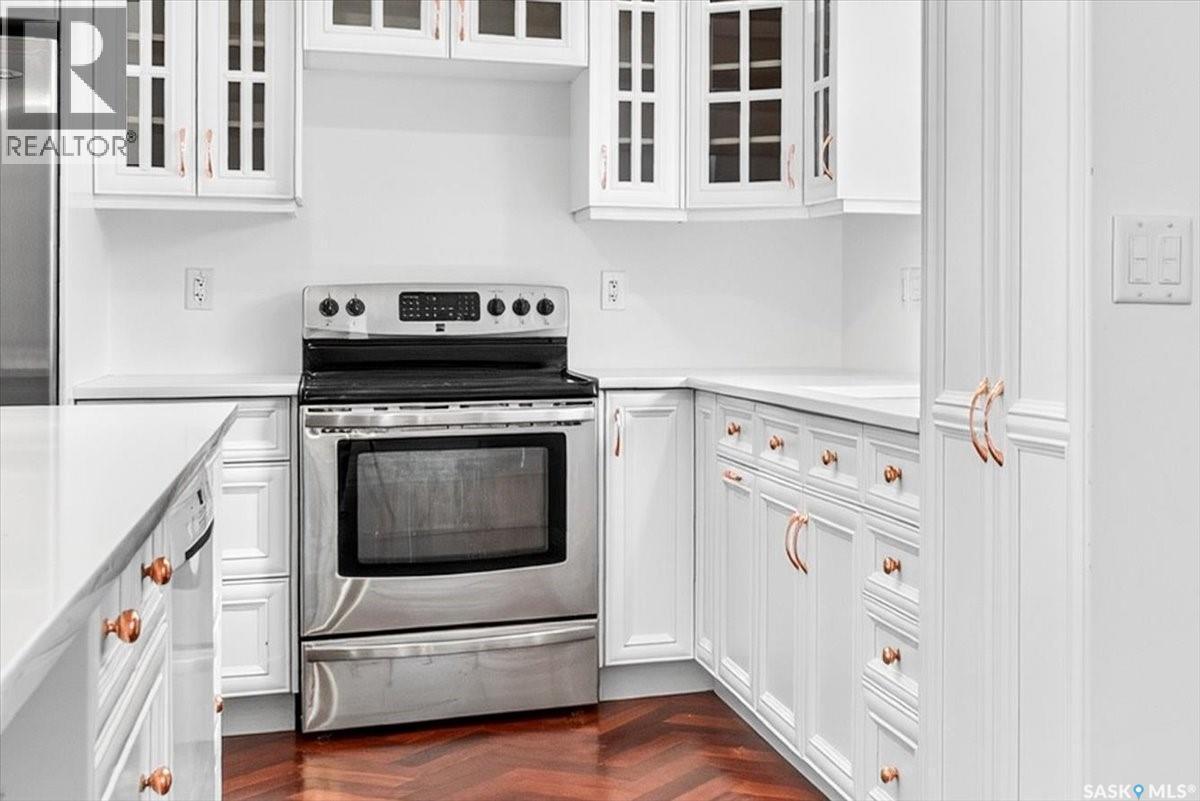 5 Bryant Street, Regina, SK - Indoor Photo Showing Kitchen