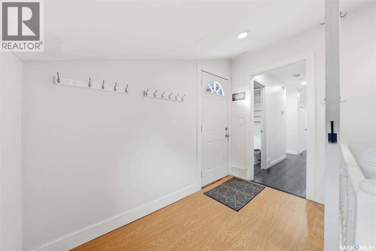1519 C Avenue N, Saskatoon, SK - Indoor Photo Showing Other Room