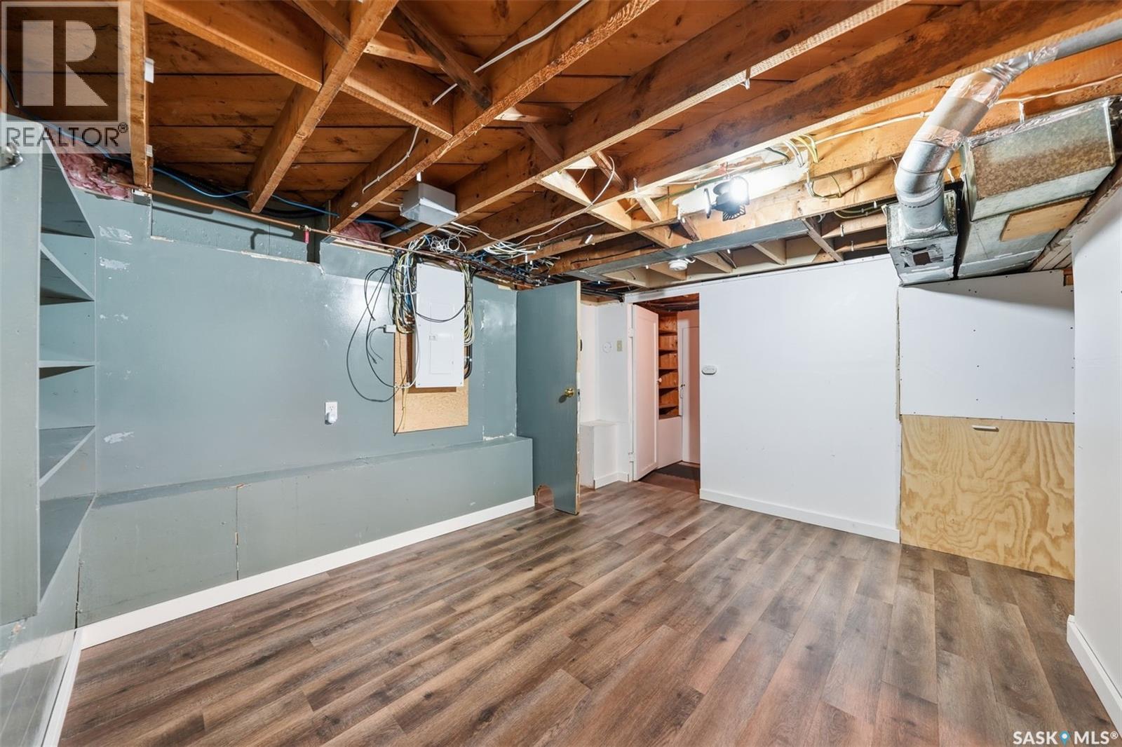 1519 C Avenue N, Saskatoon, SK - Indoor Photo Showing Basement