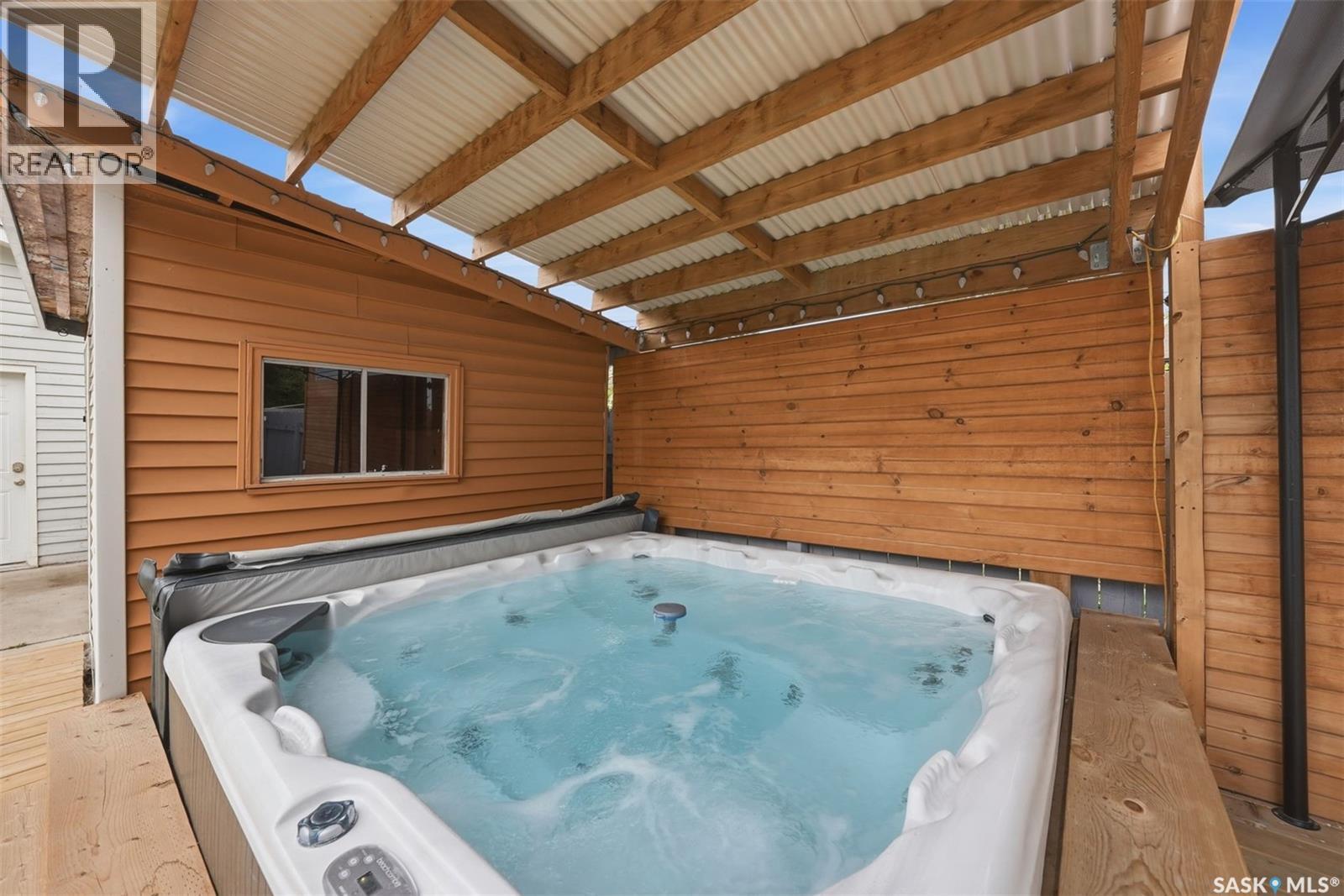 1519 C Avenue N, Saskatoon, SK - Photo Showing Other Room
