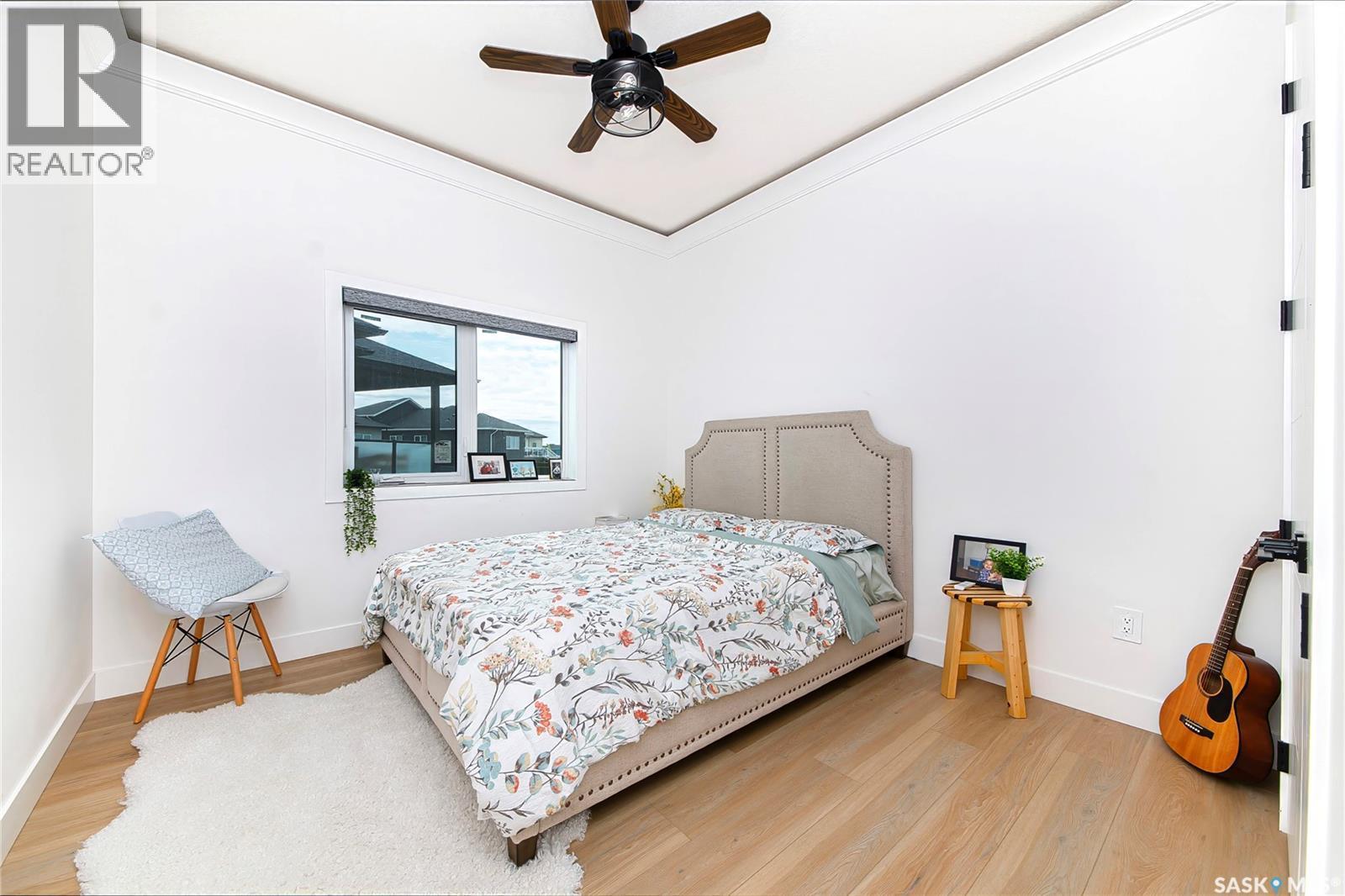 618 Nightingale Cove, Saskatoon, SK - Indoor Photo Showing Bedroom