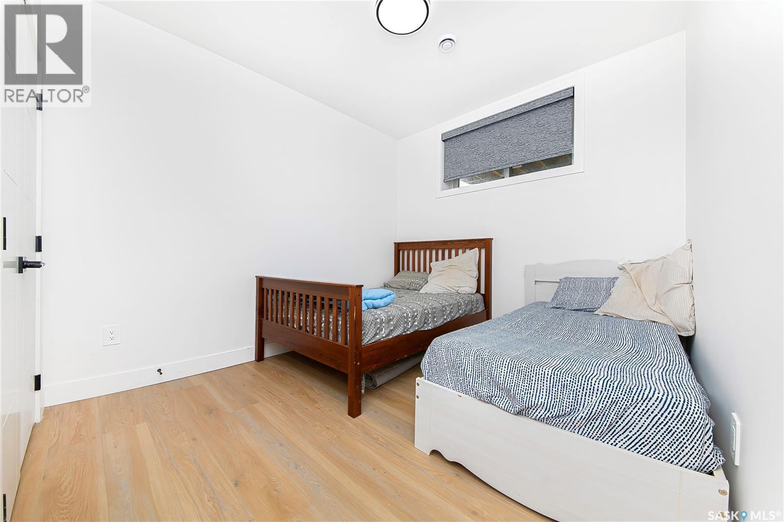 618 Nightingale Cove, Saskatoon, SK - Indoor Photo Showing Bedroom