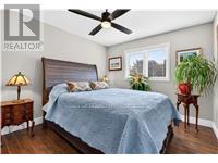 92 Morrison Crescent, Grimsby, ON - Indoor Photo Showing Bedroom