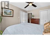92 Morrison Crescent, Grimsby, ON - Indoor Photo Showing Bedroom