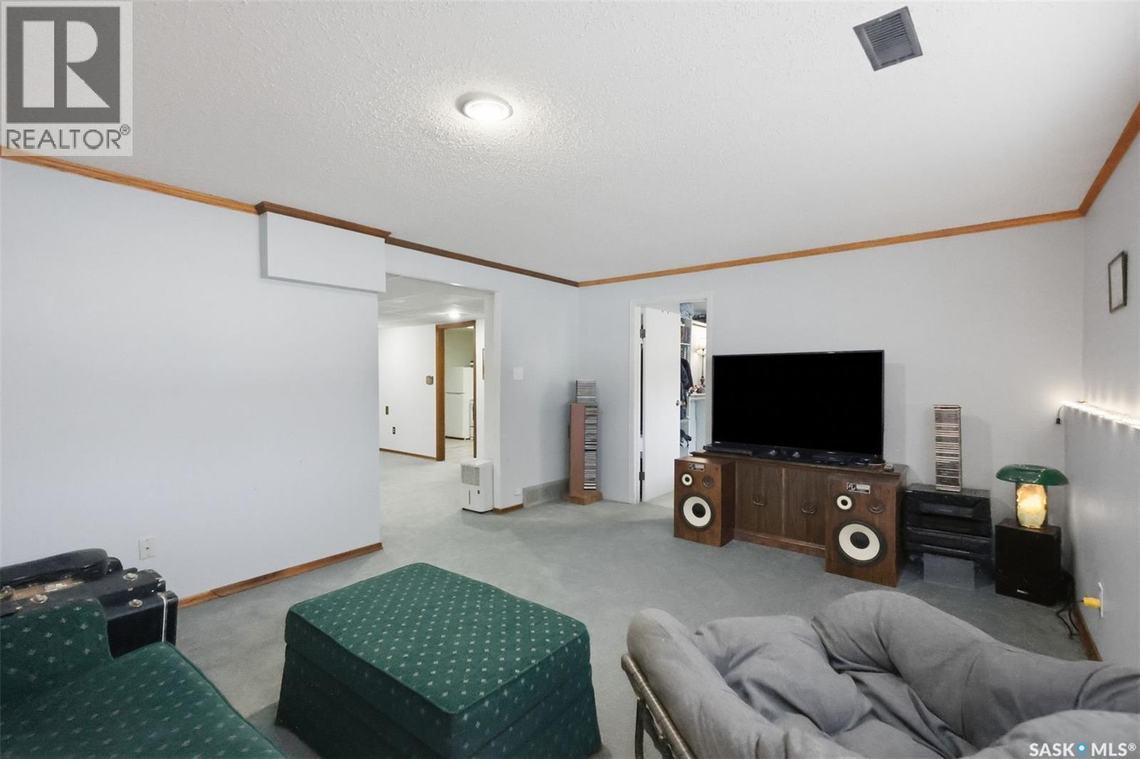 723 Lenore Drive, Saskatoon, SK - Indoor