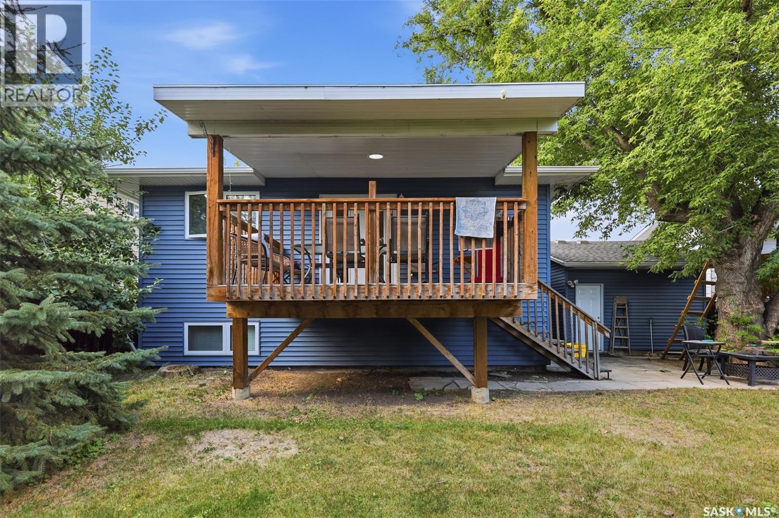 723 Lenore Drive, Saskatoon, SK - Outdoor With Deck Patio Veranda With Exterior