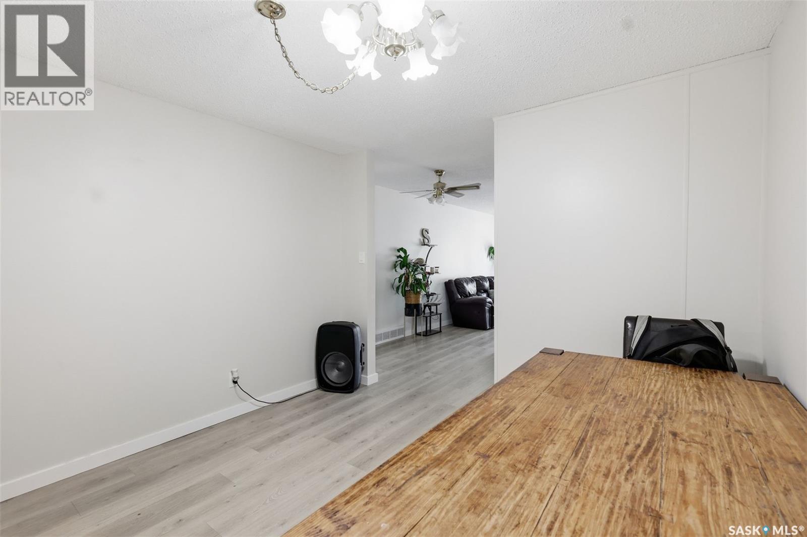 723 Lenore Drive, Saskatoon, SK - Indoor