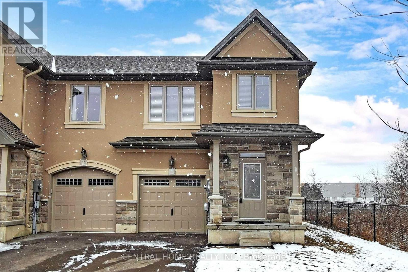 1 - 98 Shoreview Place, Hamilton, ON - Outdoor