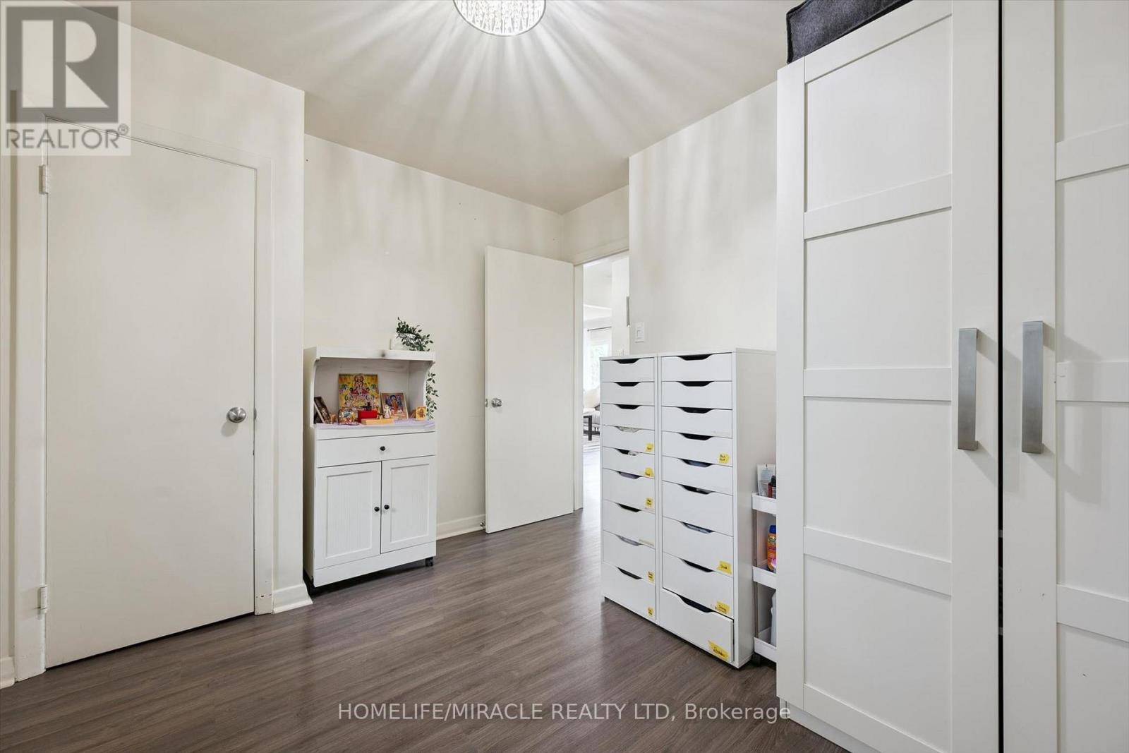 60 Edinburgh Road, Kitchener, ON - Indoor Photo Showing Other Room