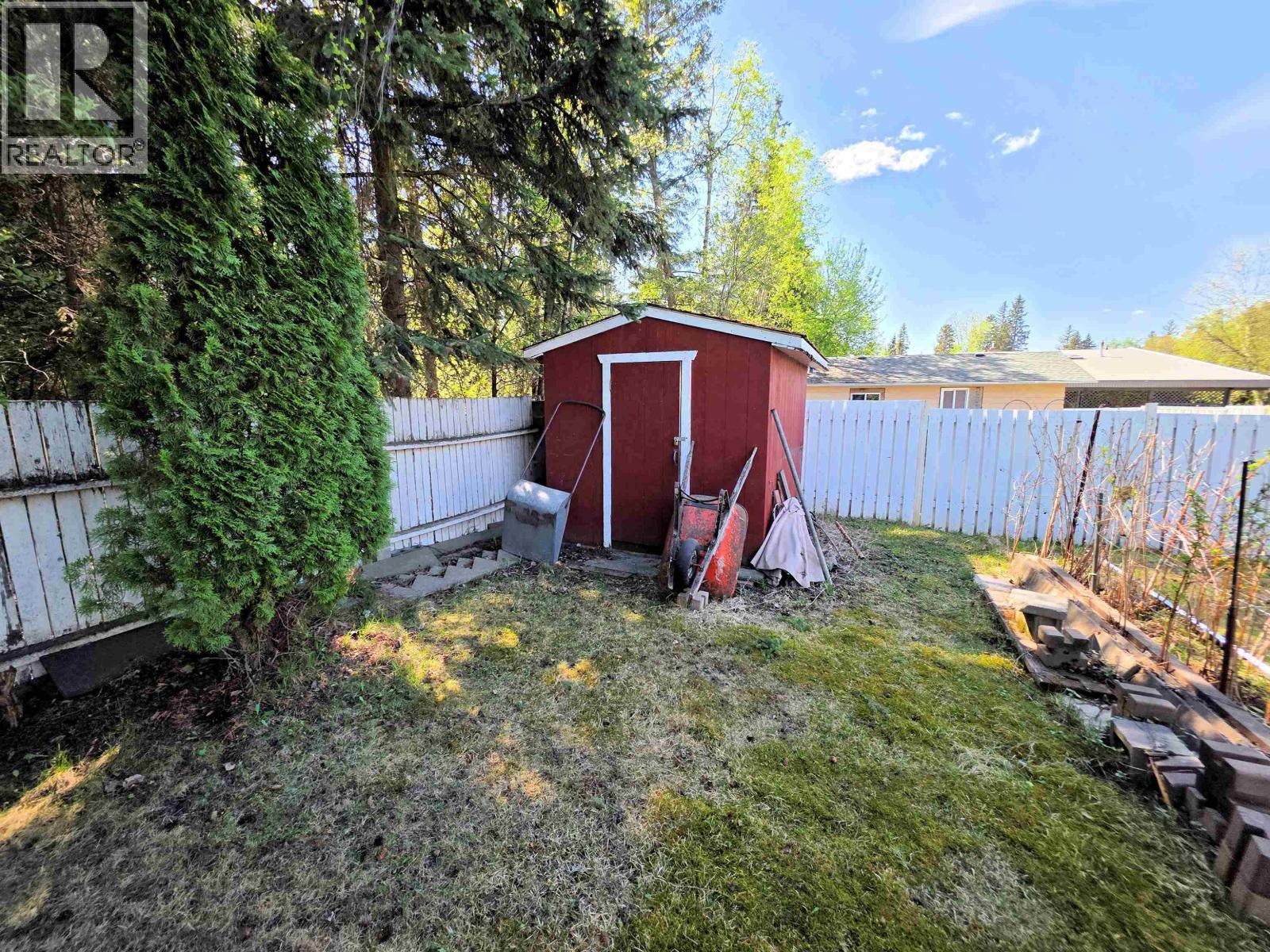 2697 Abbott Crescent, Prince George, BC - Outdoor