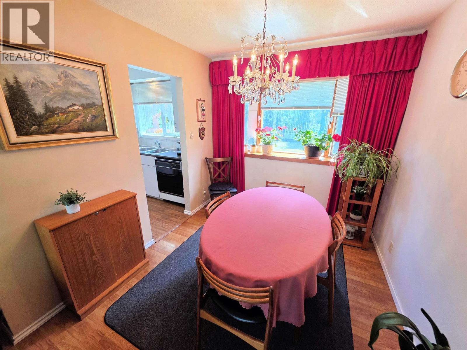 2697 Abbott Crescent, Prince George, BC - Indoor Photo Showing Dining Room