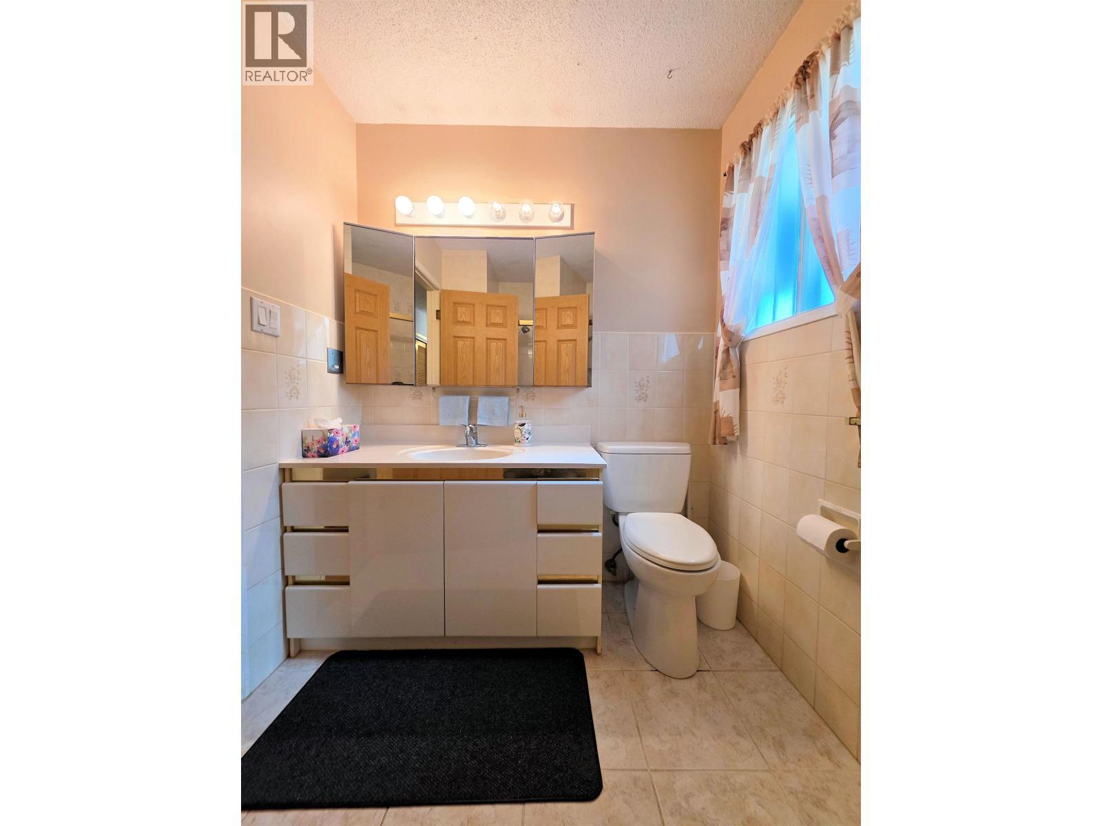 2697 Abbott Crescent, Prince George, BC - Indoor Photo Showing Bathroom