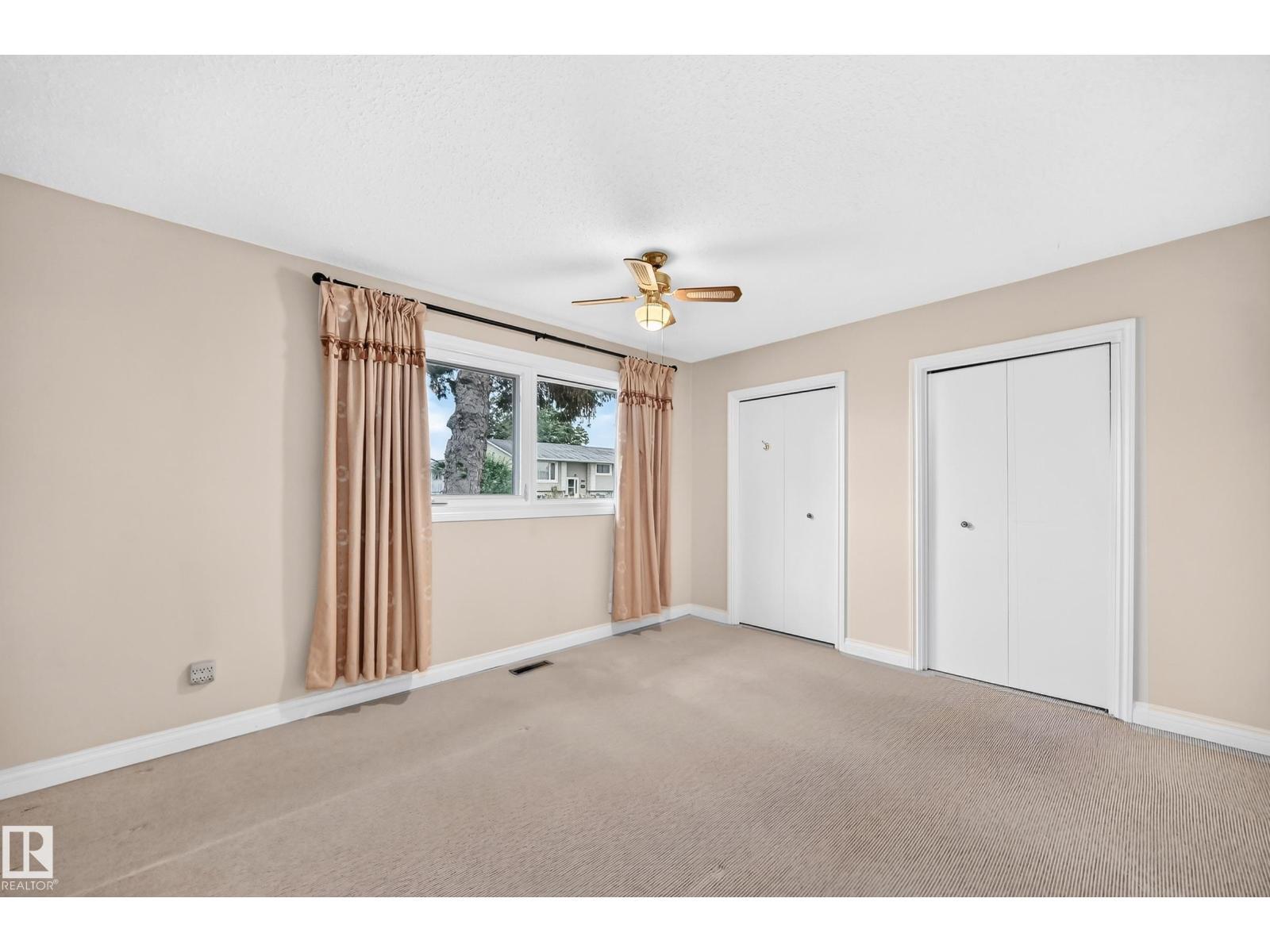 15020 88 St Nw, Edmonton, AB - Indoor Photo Showing Other Room