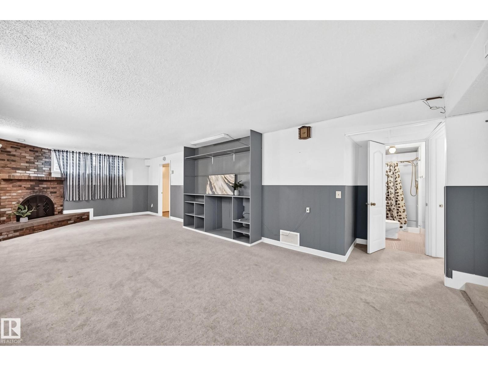 15020 88 St Nw, Edmonton, AB -